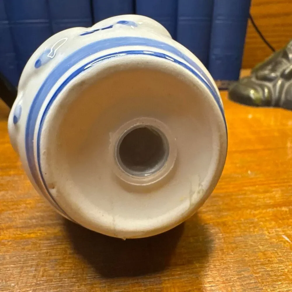 Chocolate or Powered Sugar Shaker Ceramic Blue & White